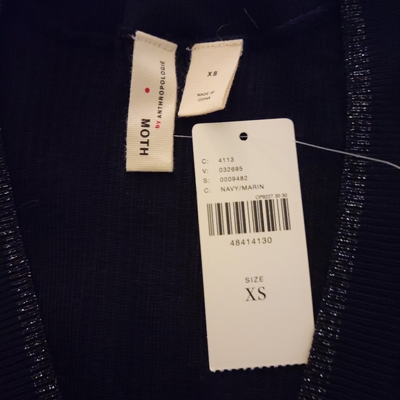 V-Neck Knitted Navy Blue Sweater with Silver Metallic Trim Size XS - Picture 5 of 5